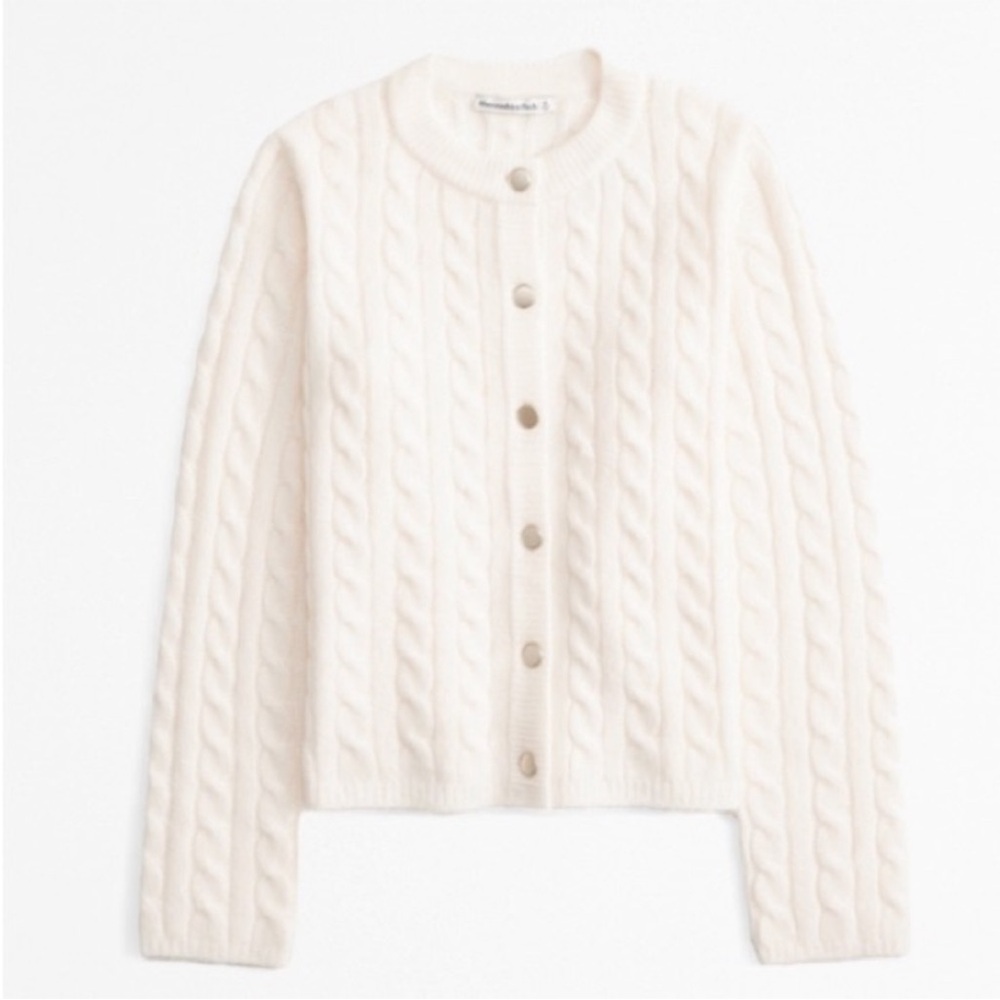 NWT Abercrombie and Fitch Women’s Cable Crew Cardigan
